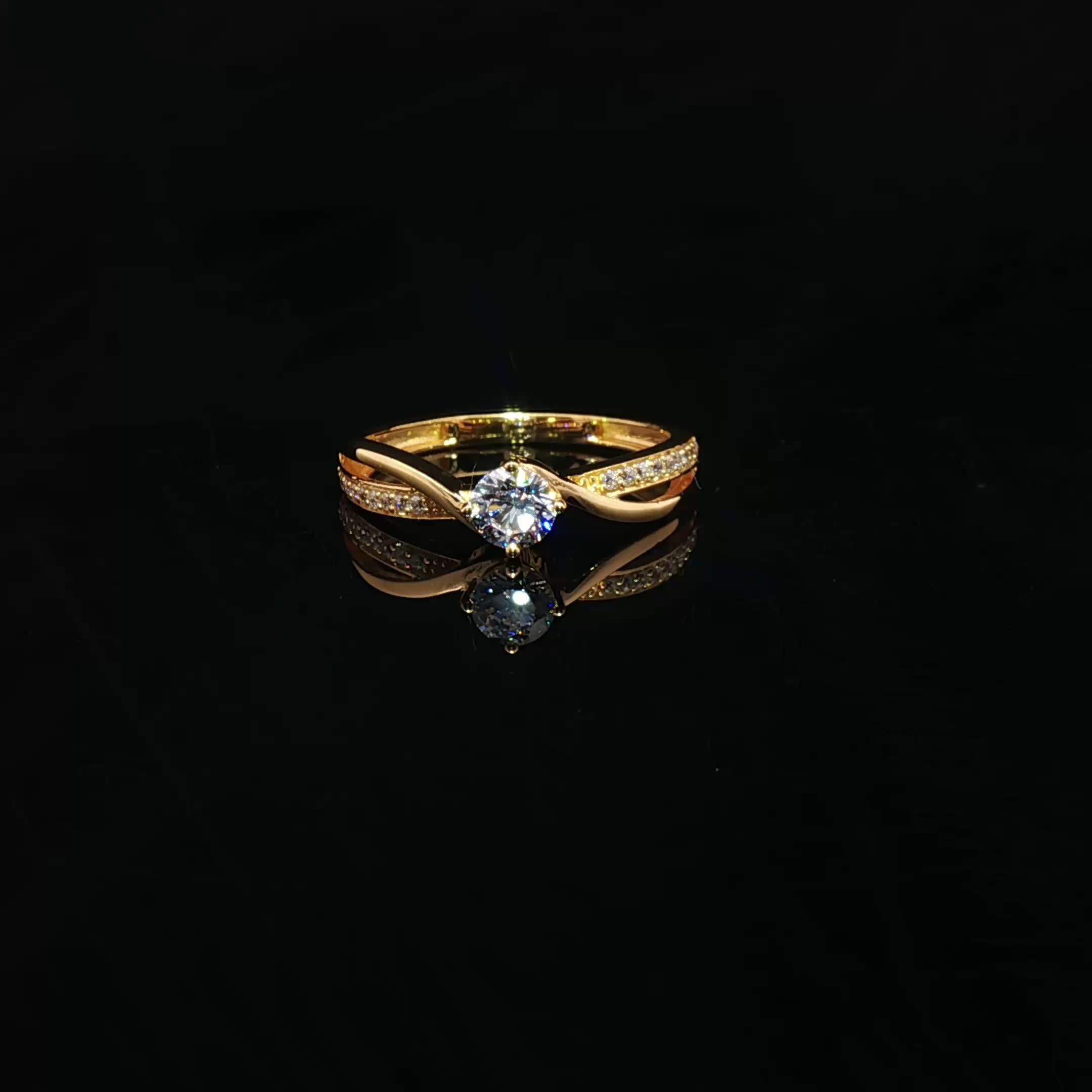 Infinity in design, radiance in 22k gold