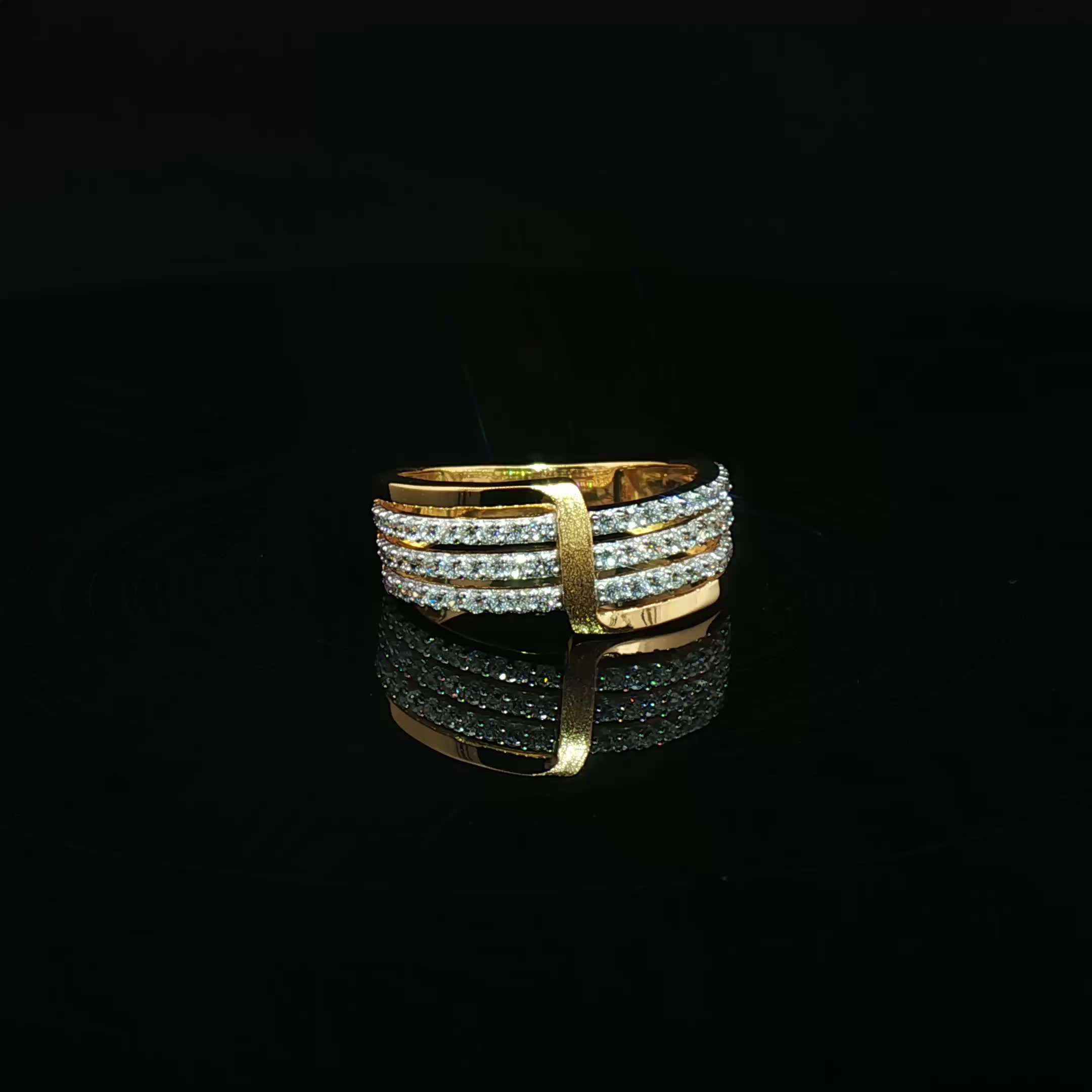 22K Yellow Gold Multistone Ring with Round Cut Cubic Zirconia