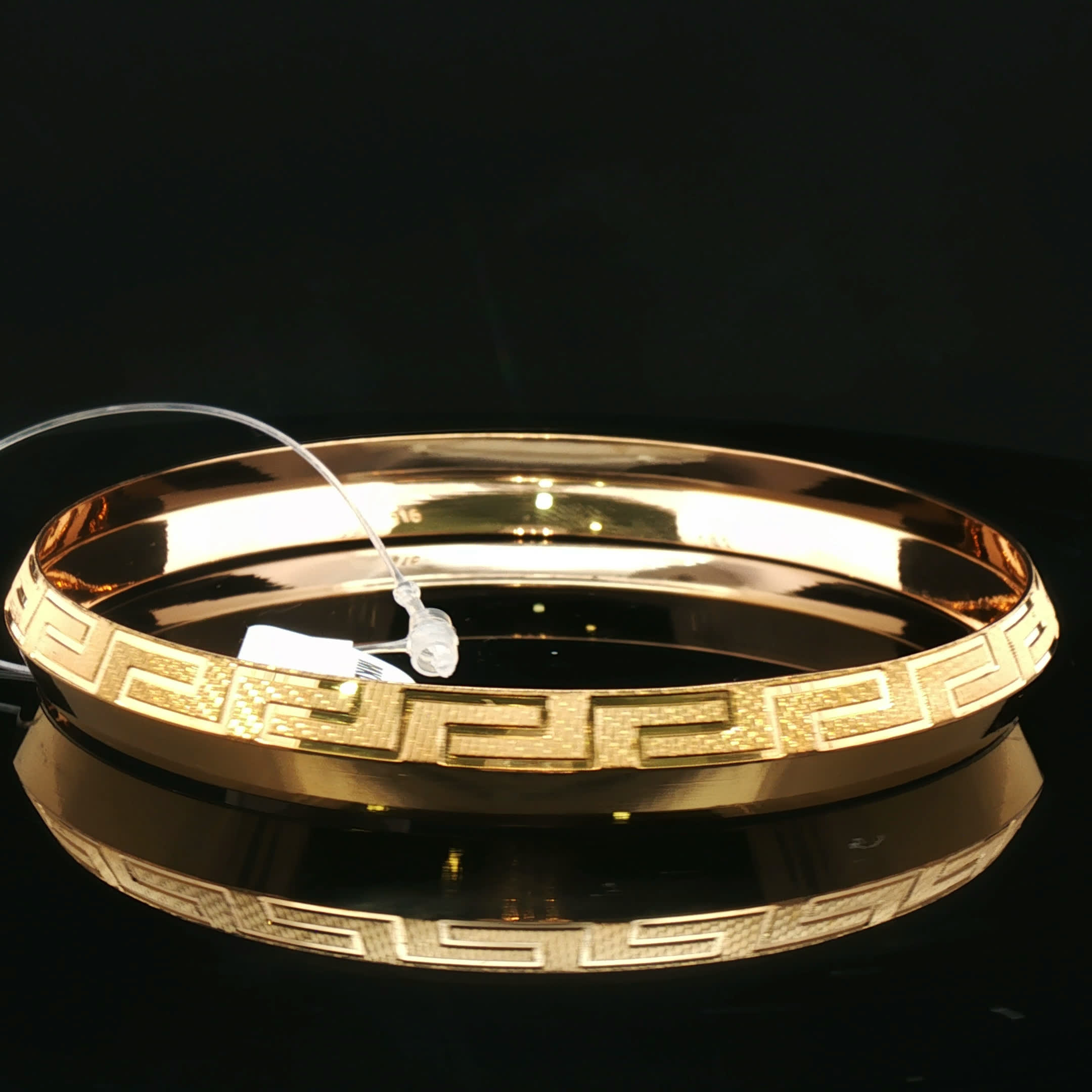 Second image of Elegant Yellow Gold Designer Bangle
