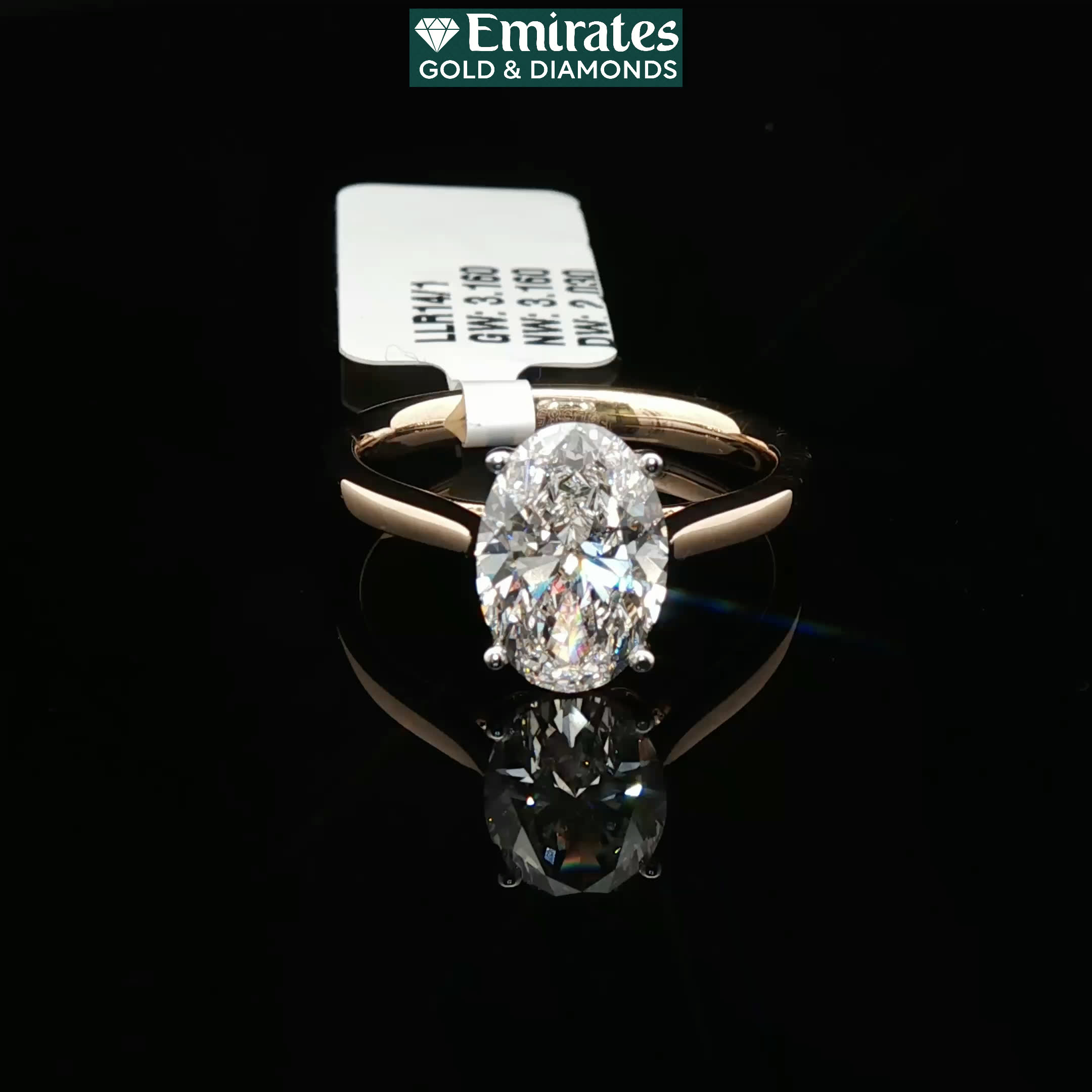 Oval Brilliant-Cut Diamond Solitaire Ring in Yellow Gold