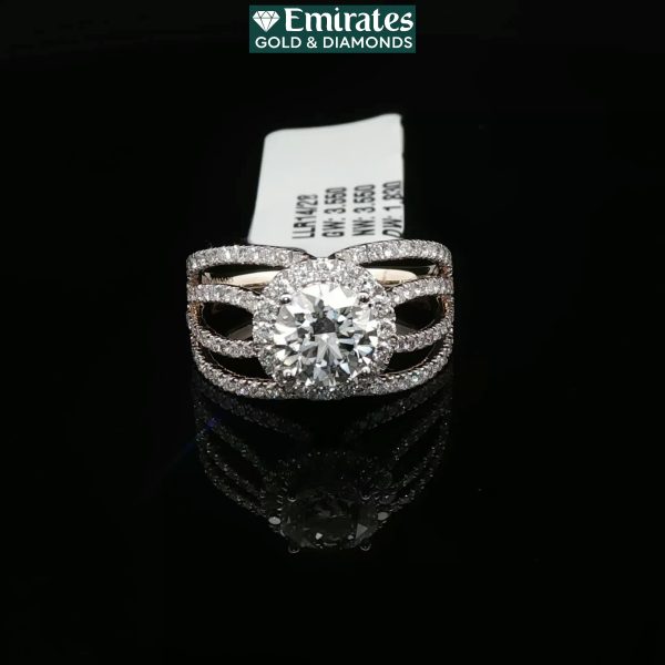 Classic Round Brilliant Cut Diamond Engagement Ring in Polished Yellow Gold