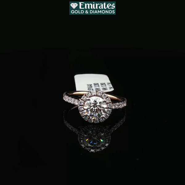 Round Brilliant Cut Diamond Yellow Gold Engagement Ring