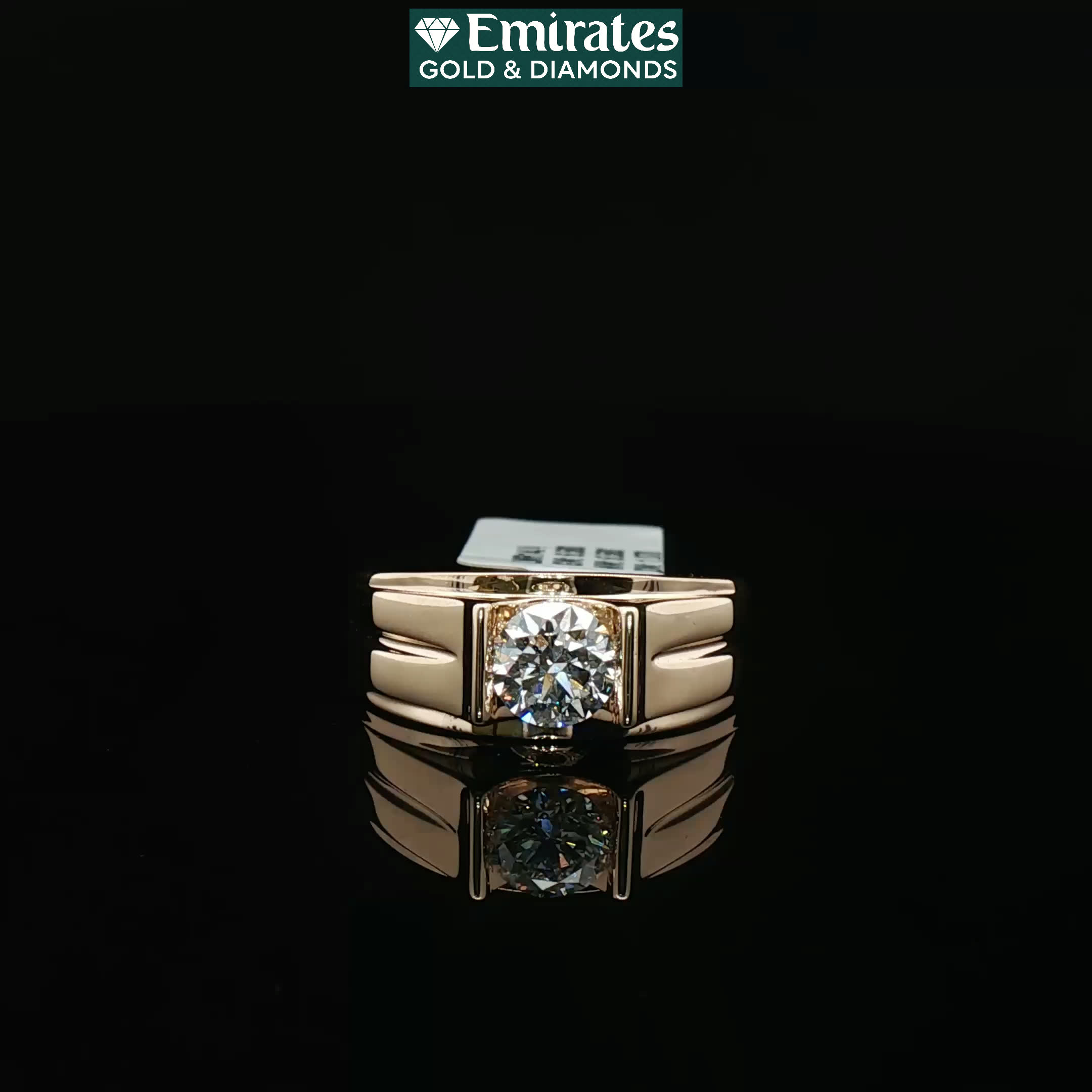 Elegant Round Brilliant Diamond Solitaire Ring in 18K Yellow Gold