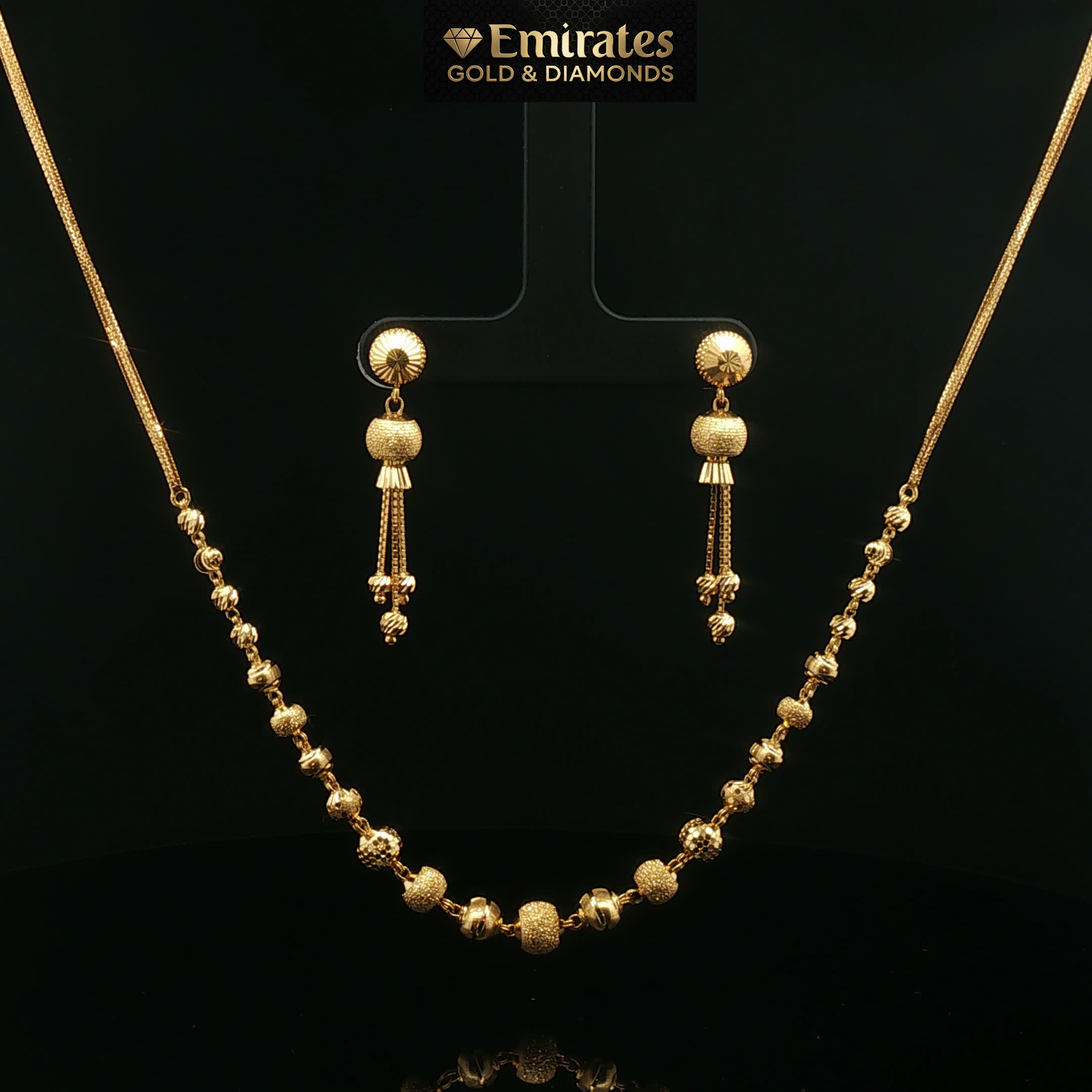 Textured Yellow Gold Beaded Necklace